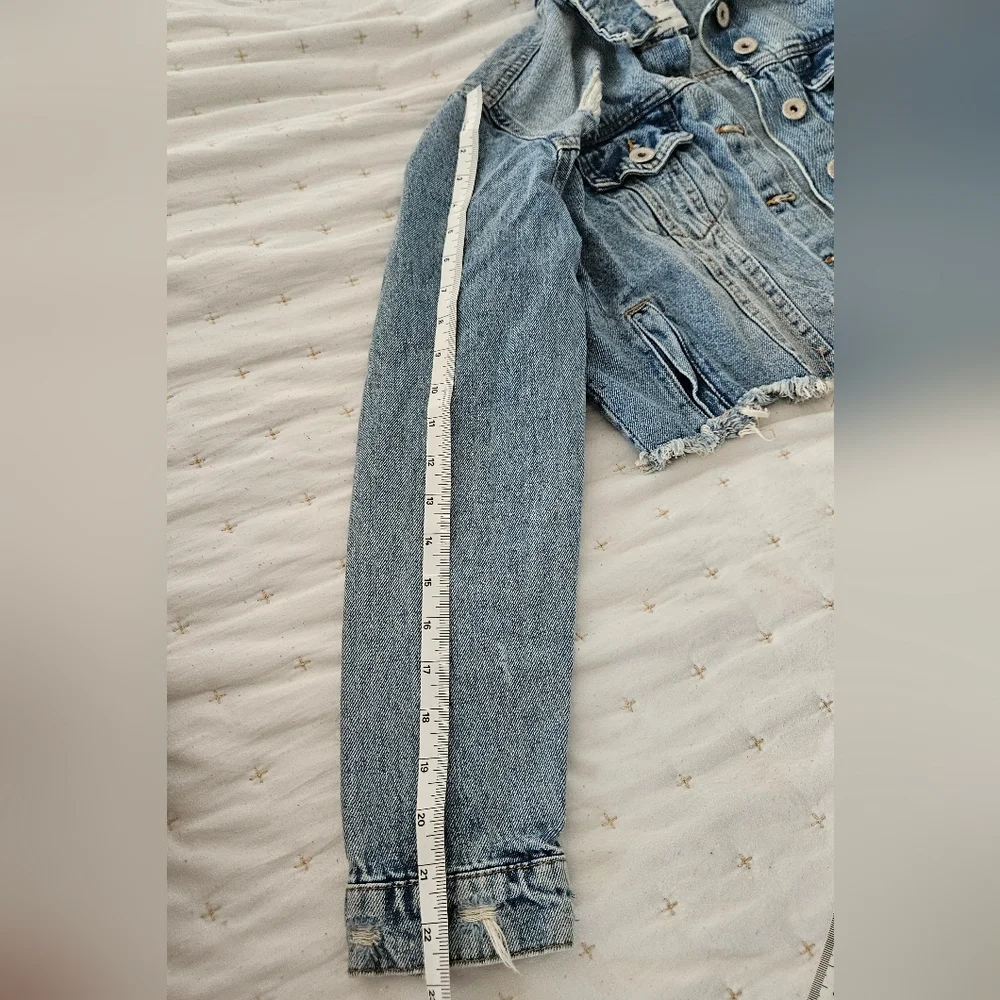 Distressed Denim Jacket - Picture 5 of 5